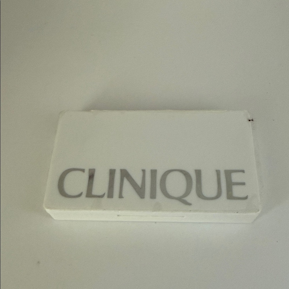 Clinique Eyeshadow Quad - Picture 3 of 6